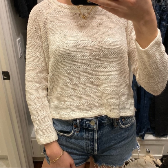 Splendid Sweater - Picture 4 of 5